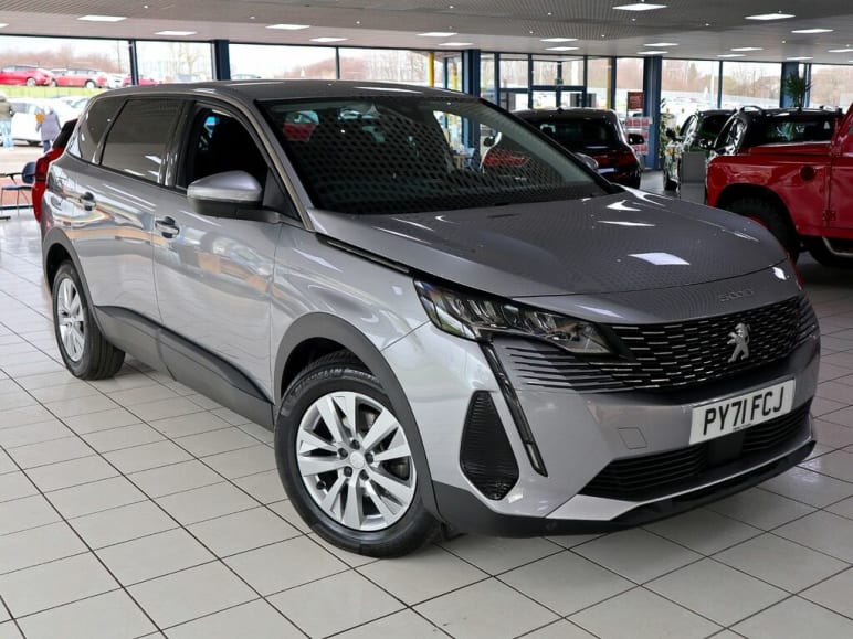 PEUGEOT 5008