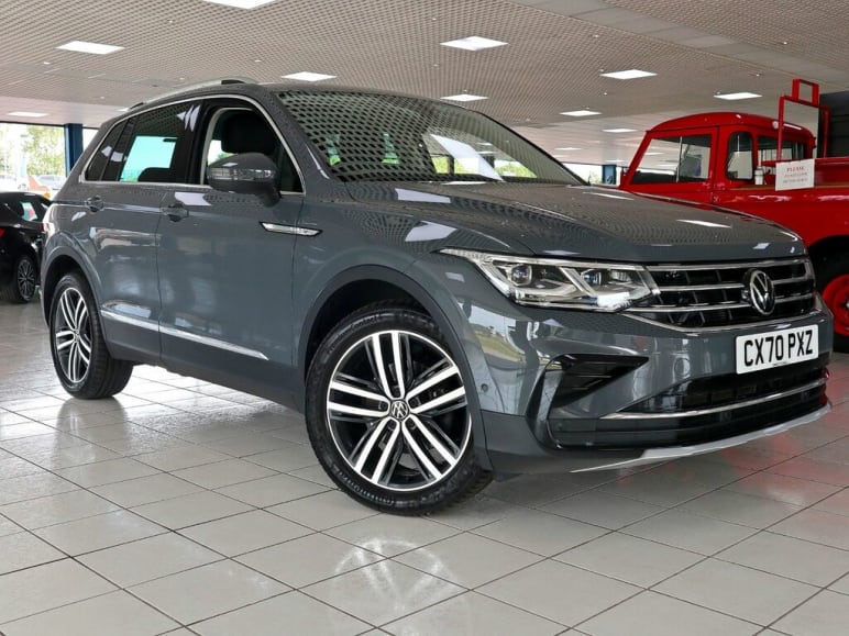 VOLKSWAGEN TIGUAN