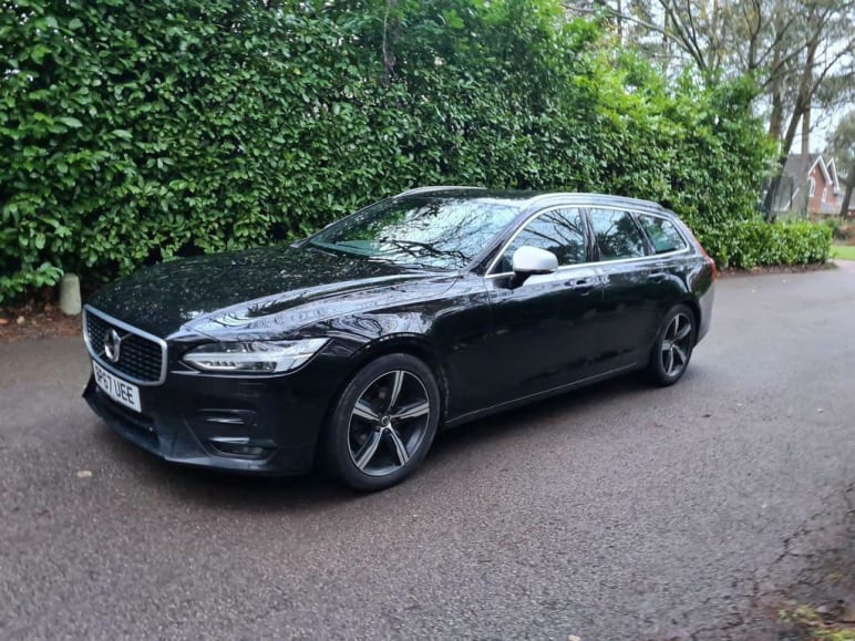 VOLVO V90