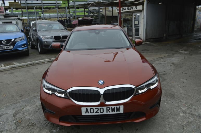 BMW 3 SERIES