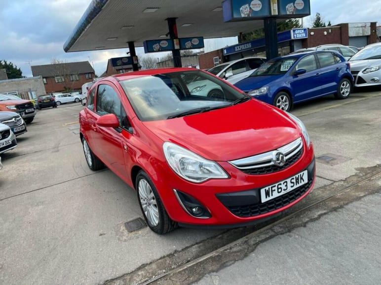 VAUXHALL CORSA
