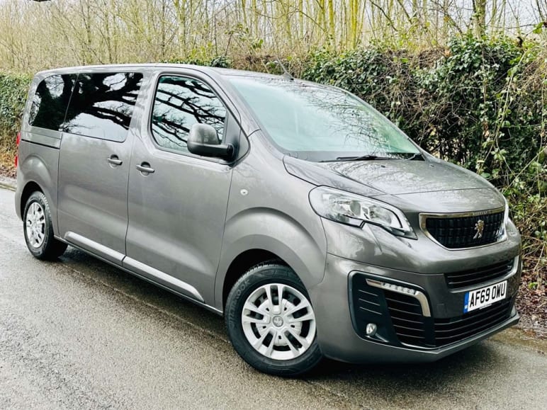 PEUGEOT TRAVELLER