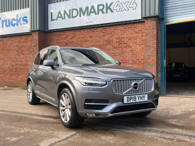 VOLVO XC90
