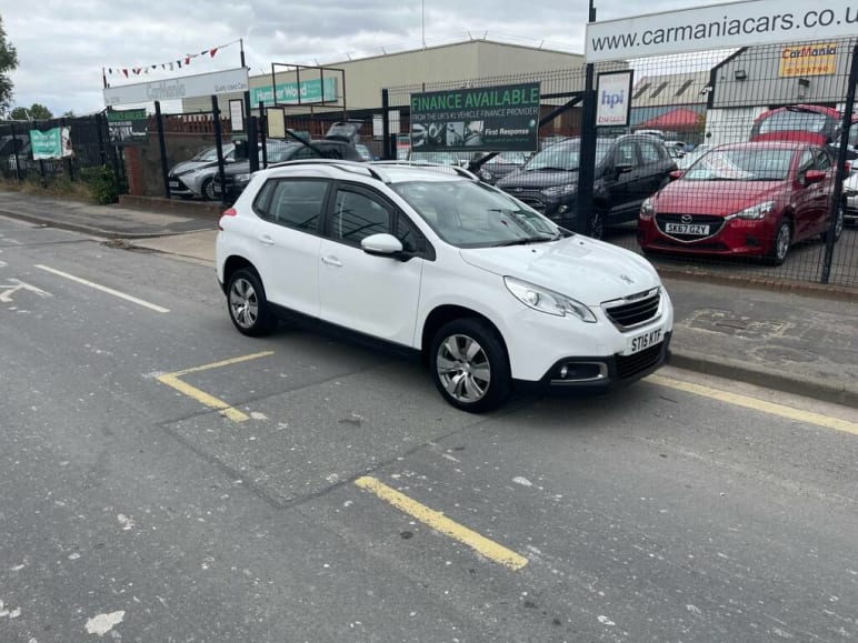 PEUGEOT 2008