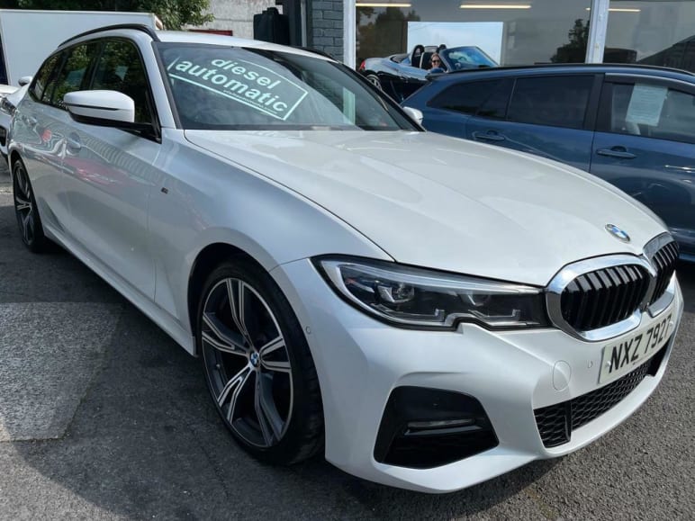 BMW 3 SERIES