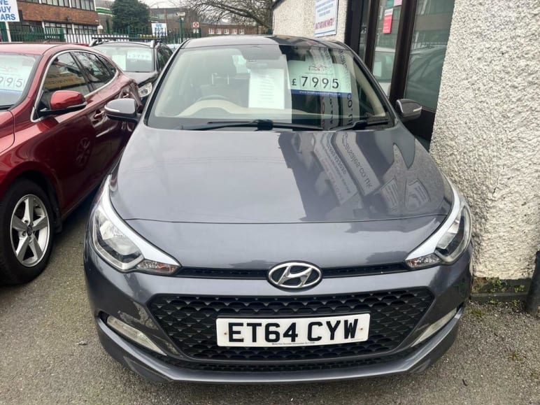 HYUNDAI I20