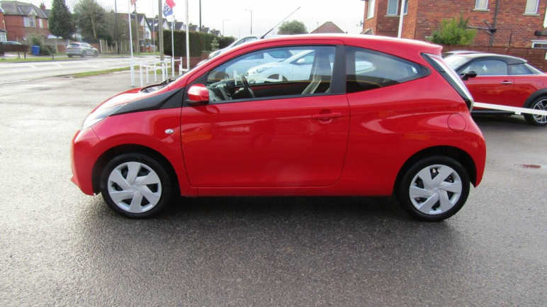 TOYOTA AYGO