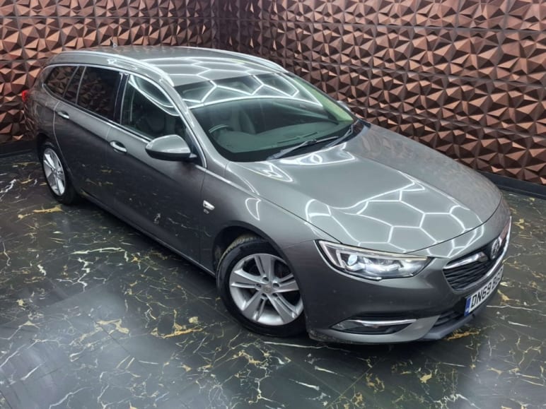 VAUXHALL INSIGNIA