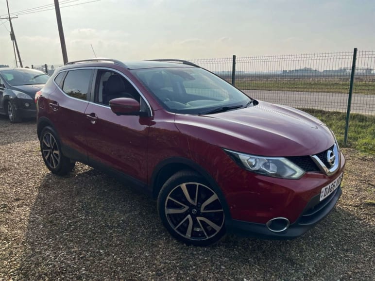 NISSAN QASHQAI