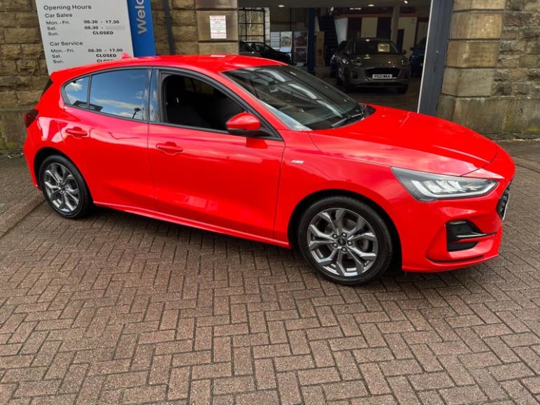 FORD FOCUS