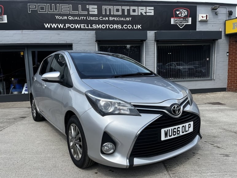 TOYOTA YARIS