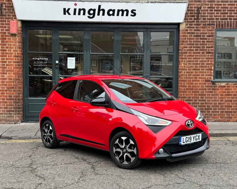 TOYOTA AYGO