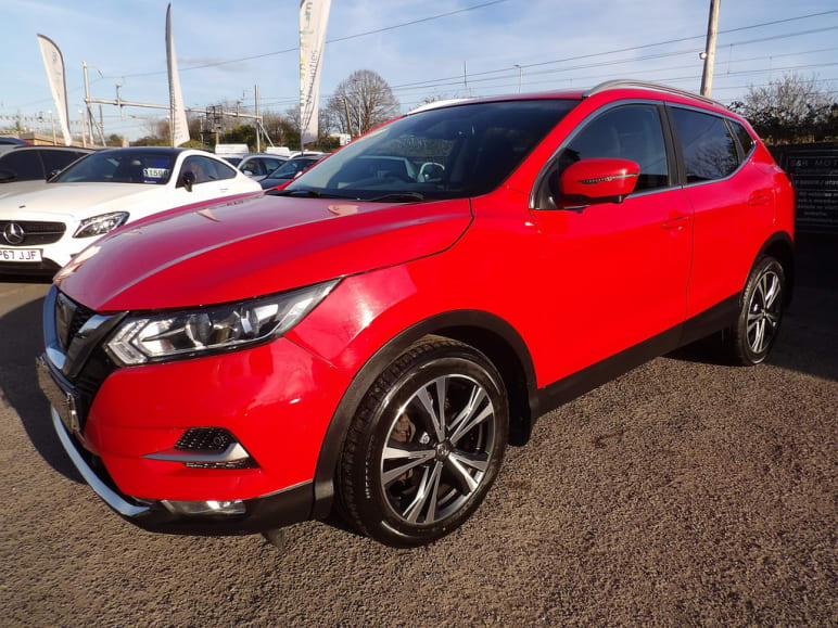 NISSAN QASHQAI