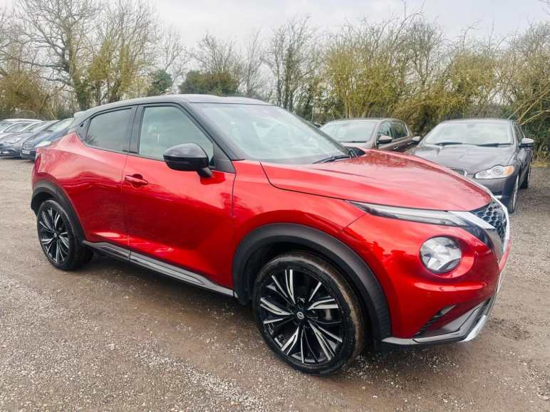 NISSAN JUKE