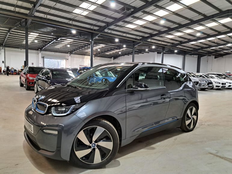 BMW I3