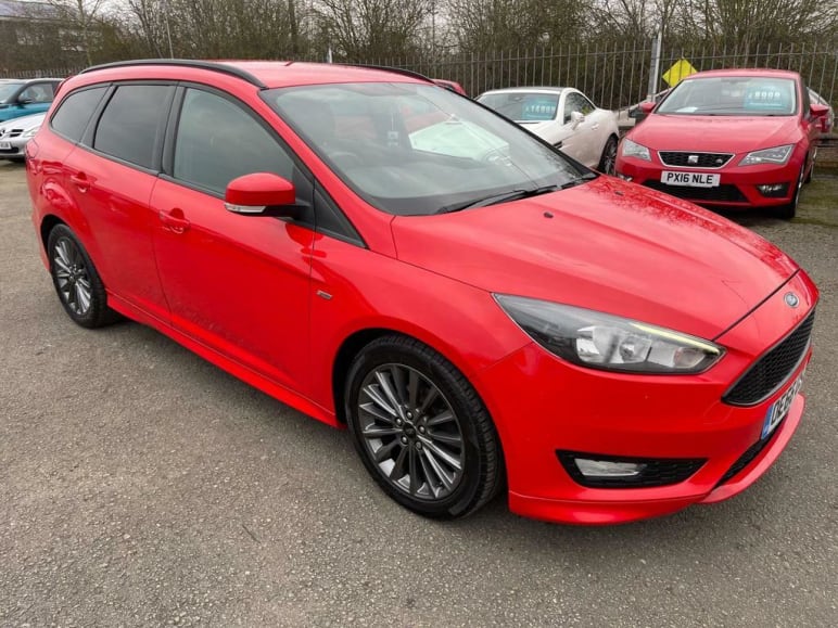 FORD FOCUS