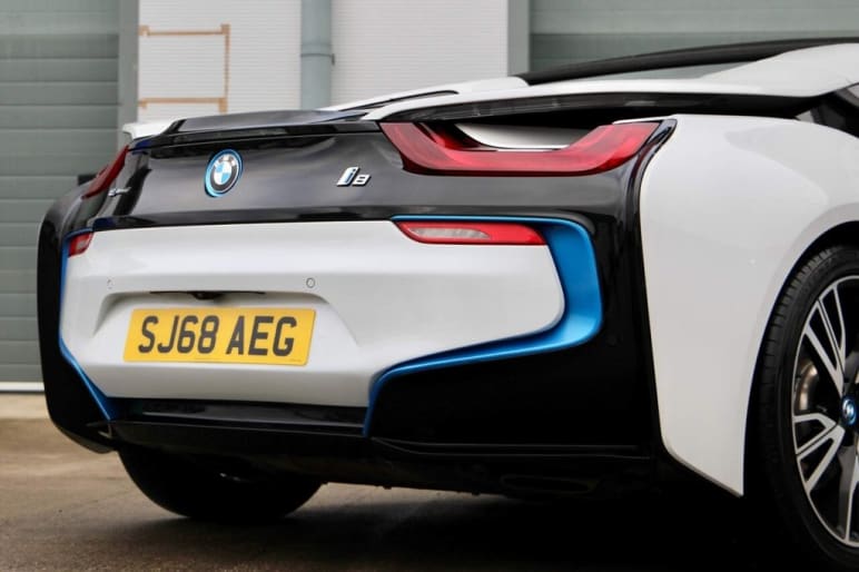 1.5 I8 ROADSTER 2d 369 BHP