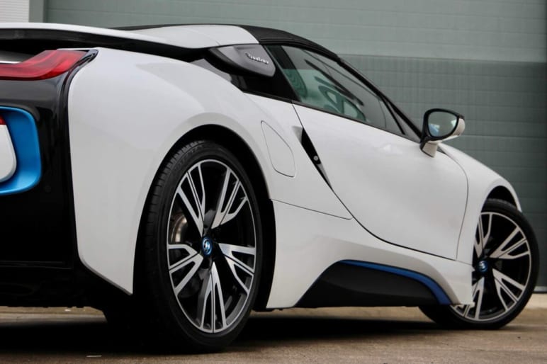 1.5 I8 ROADSTER 2d 369 BHP