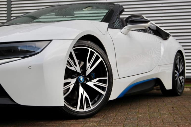 1.5 I8 ROADSTER 2d 369 BHP