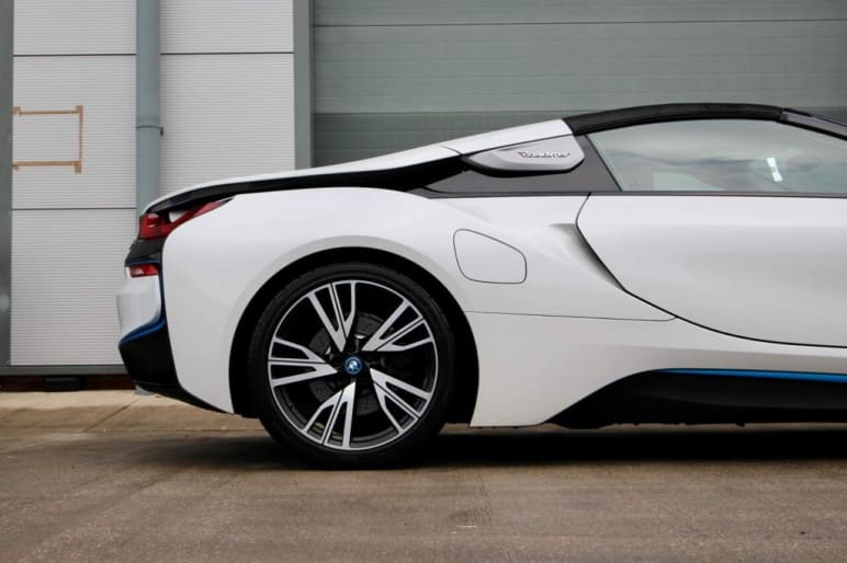1.5 I8 ROADSTER 2d 369 BHP