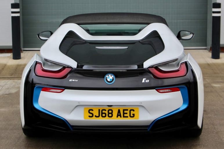 1.5 I8 ROADSTER 2d 369 BHP