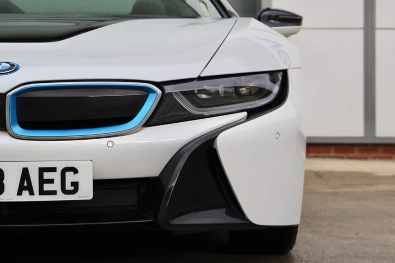 1.5 I8 ROADSTER 2d 369 BHP