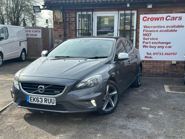 VOLVO V40