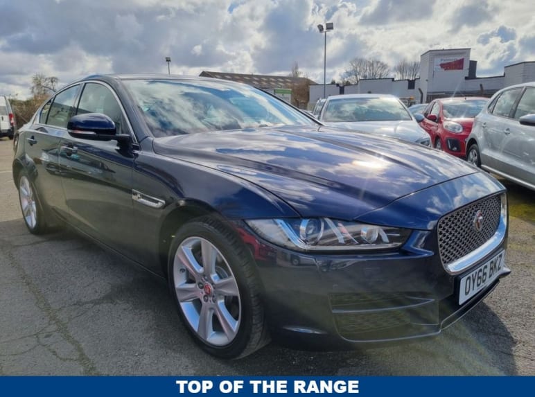 JAGUAR XE
