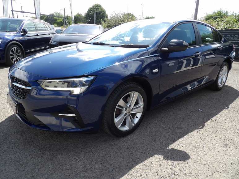 VAUXHALL INSIGNIA