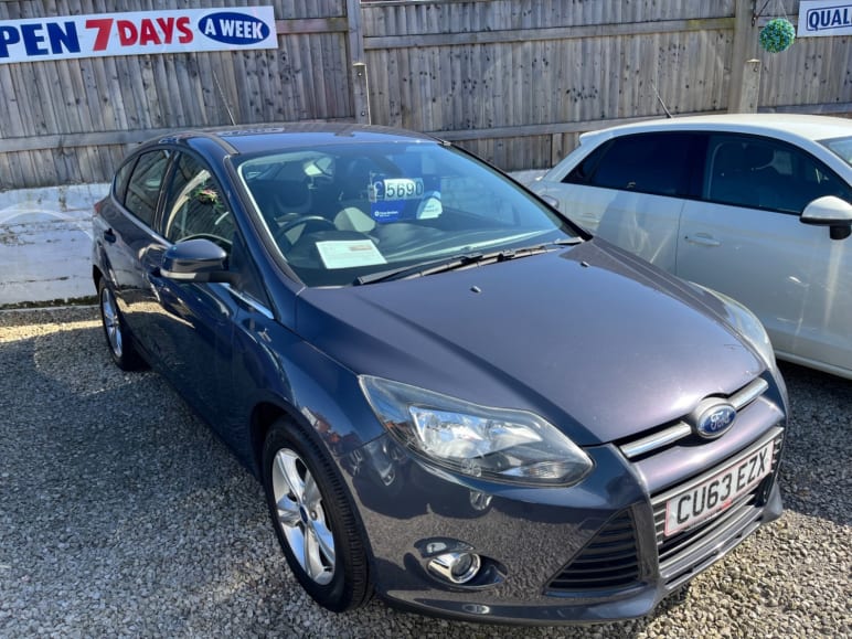 FORD FOCUS