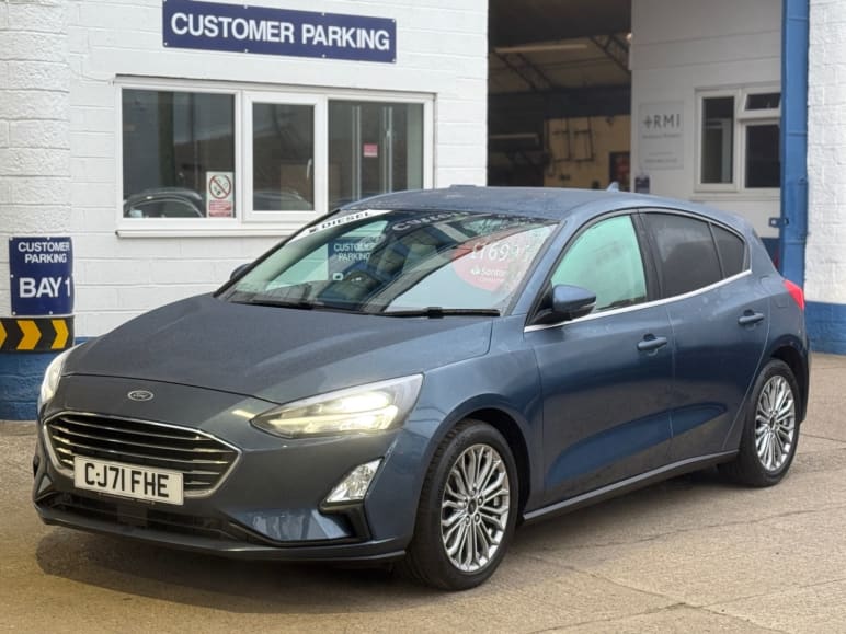 FORD FOCUS