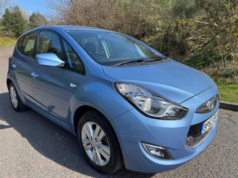 HYUNDAI IX20