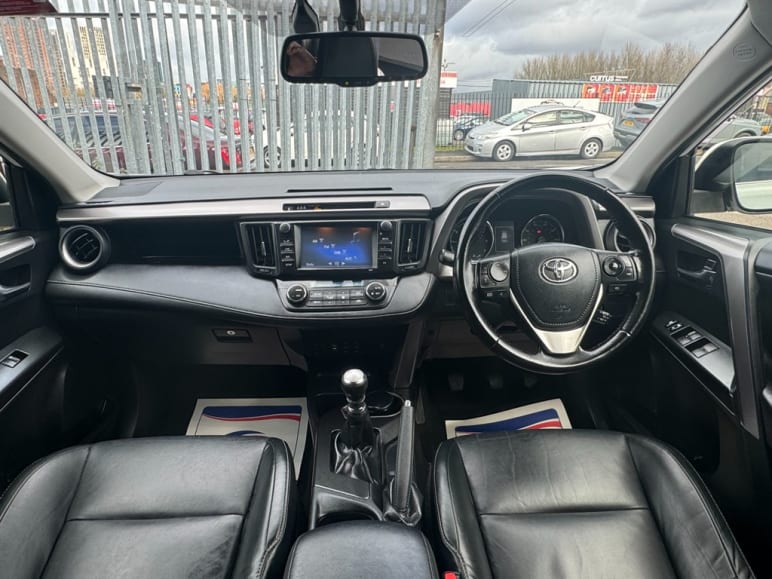 2.0 D-4D Excel SUV 5dr Diesel Manual Euro 6 (s/s) (143 ps)