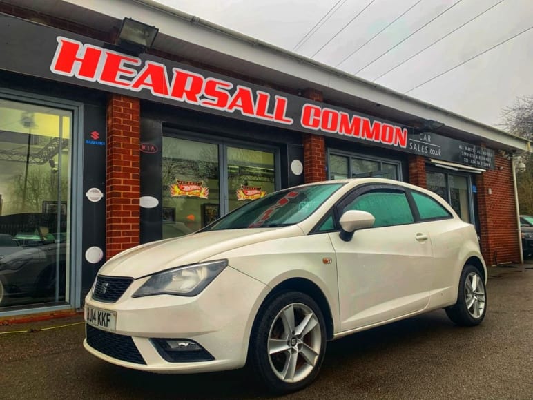 SEAT IBIZA