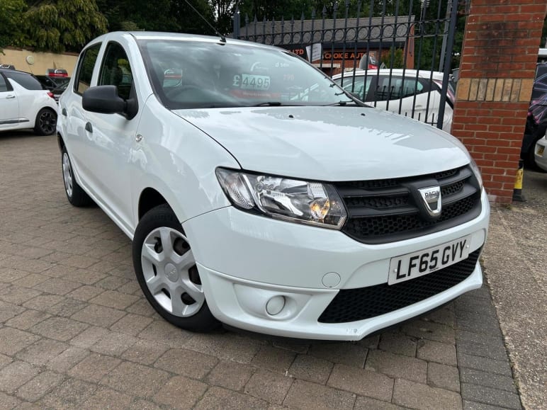 DACIA SANDERO