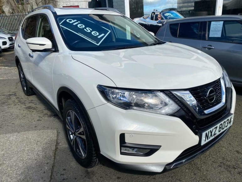 NISSAN X-TRAIL