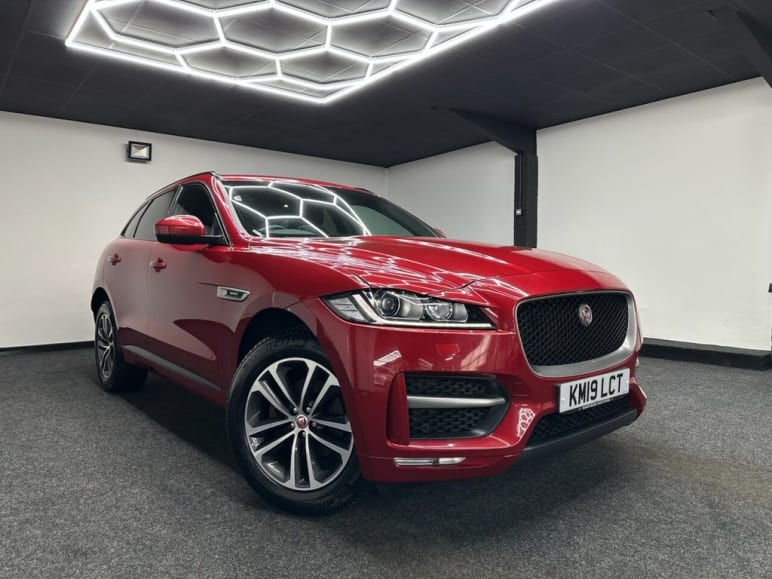 JAGUAR F-PACE