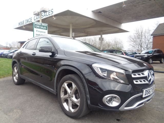 MERCEDES-BENZ GLA