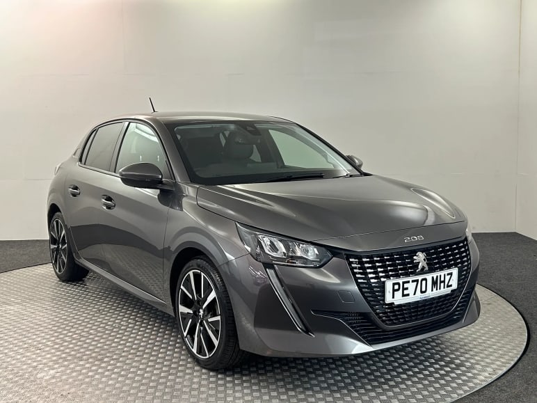 PEUGEOT 208