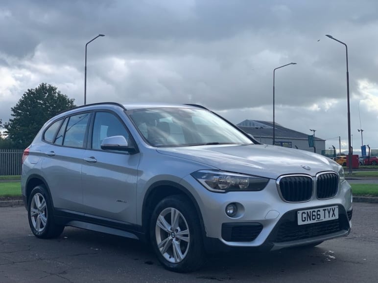 BMW X1