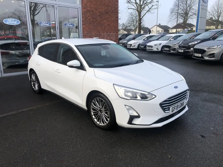 FORD FOCUS