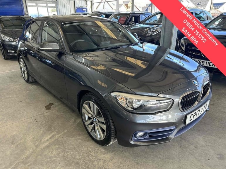 BMW 1 SERIES