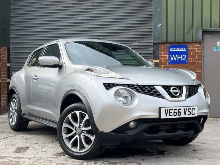 NISSAN JUKE