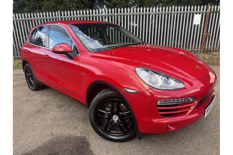 PORSCHE CAYENNE