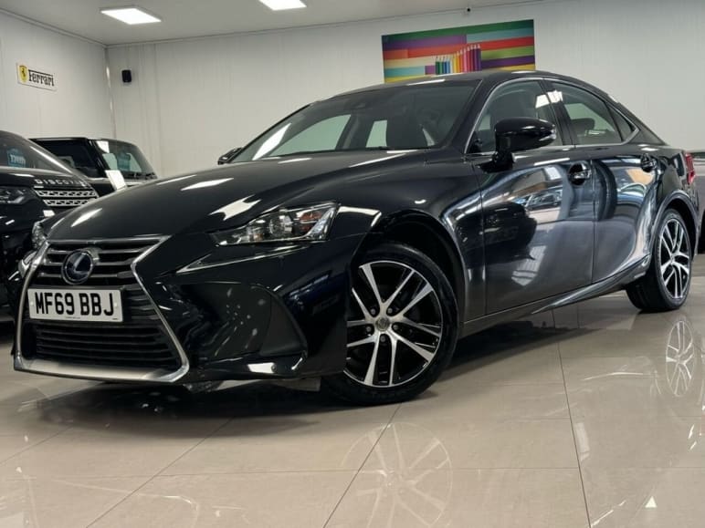 LEXUS IS