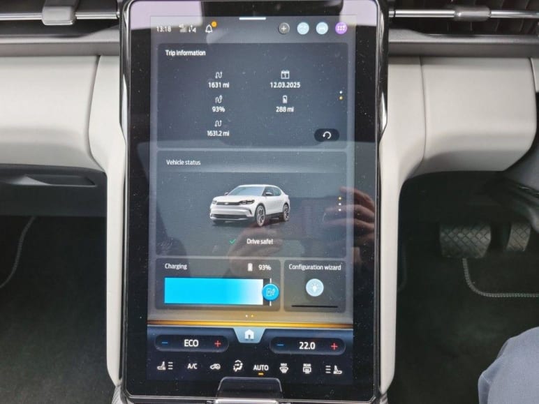 250kW Premium 79kWh AWD 5dr Auto