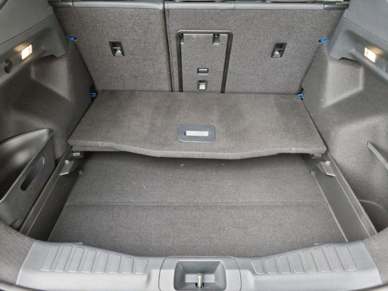250kW Premium 79kWh AWD 5dr Auto