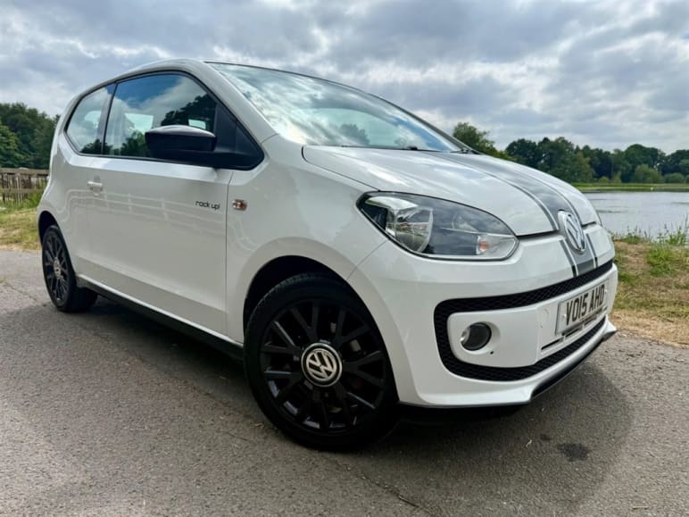VOLKSWAGEN UP