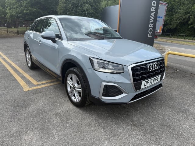 AUDI Q2