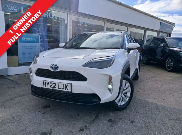 TOYOTA YARIS CROSS